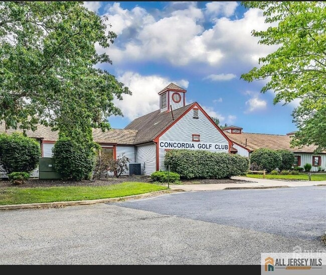 Building Photo - 138 Concordia Cir