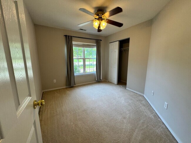 Building Photo - 5337 Thunderidge Drive