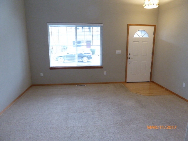 Building Photo - Beautiful 4 Bed 2.5 Bath Home in Mill Creek