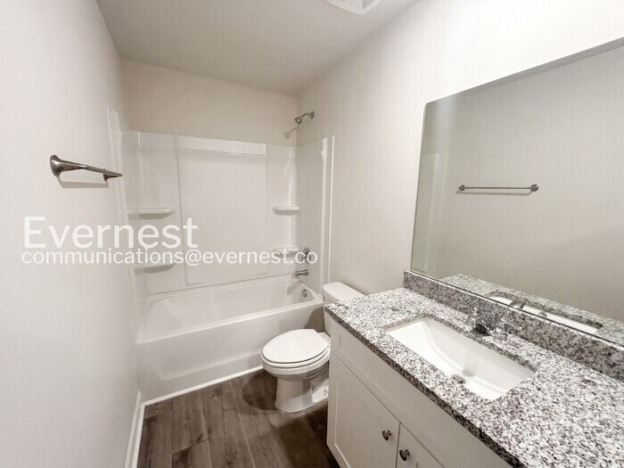 Building Photo - 2340 Valverde Wy