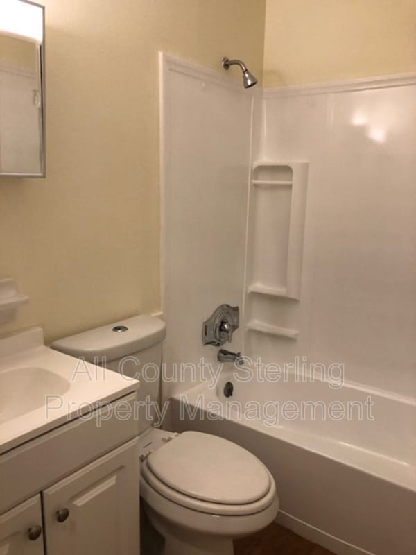 Building Photo - 6224 Stanwin Dr