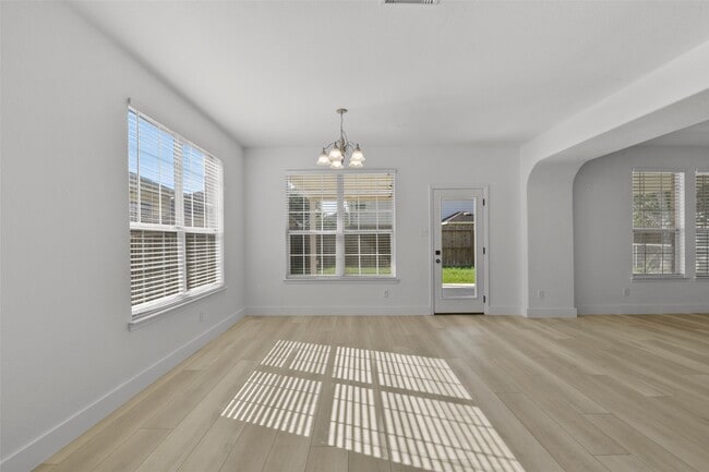 Building Photo - 16727 Summer Cypress Ct