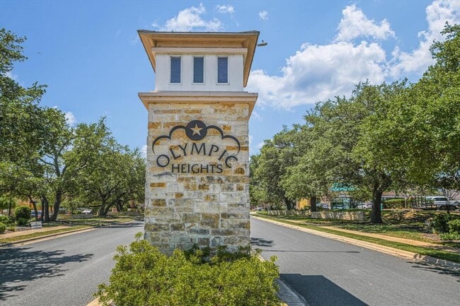 Building Photo - 11518 James B Connolly Ln