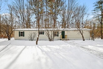 Building Photo - 3 Bedroom, 2 Bath Rental - $1450/month