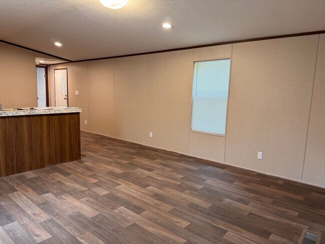 Building Photo - BRAND NEW 3 BED, 2 BATH MOBILE HOME!