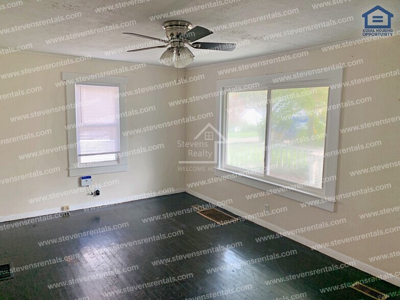 Building Photo - 3427 S Haven Rd