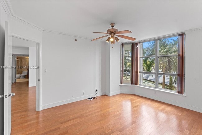 Building Photo - 3600 Mystic Pointe Dr