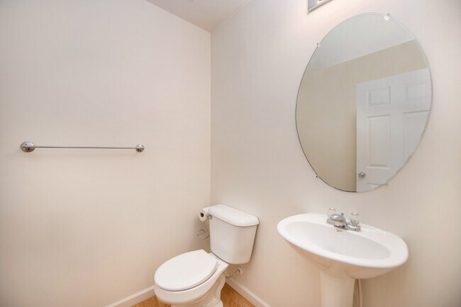 Building Photo - 8274 Cypress Way