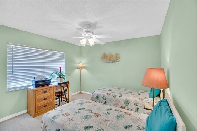 Building Photo - 5300 Jimmy Buffett Mem Hwy