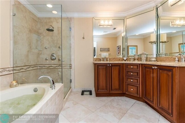 Building Photo - 270 Captains Walk