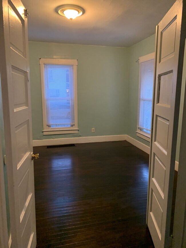 Building Photo - 3bdr single family home for rent!