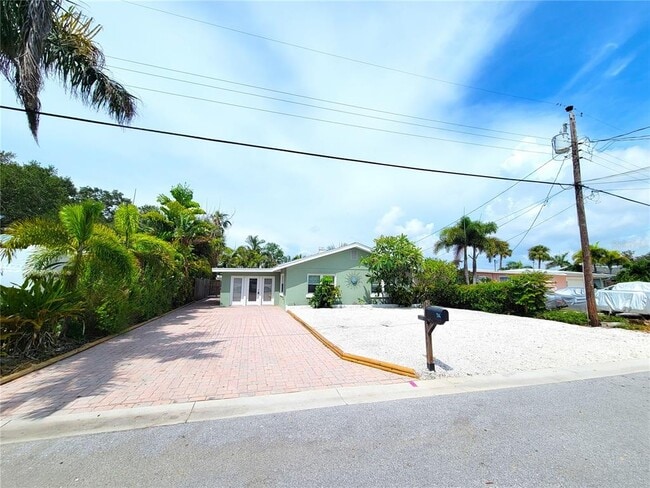 Building Photo - 314 Bahia Vista Dr