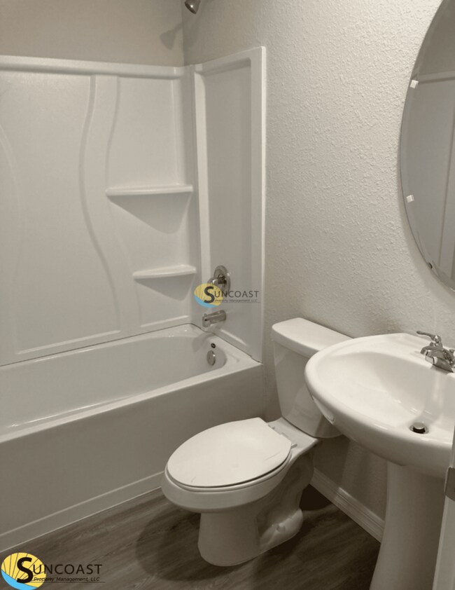 Building Photo - 5677 110th St