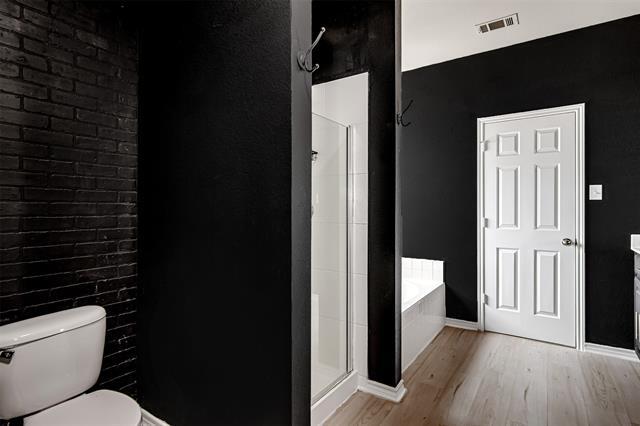 Building Photo - 6100 Perch Dr