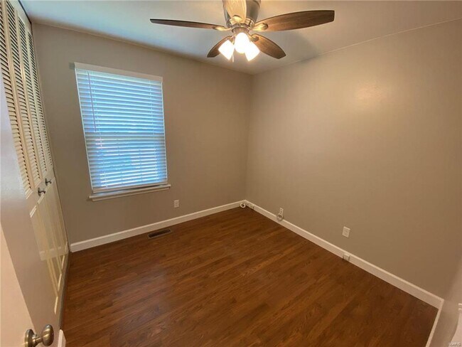 Building Photo - 1849 San Luis Rey Pkwy