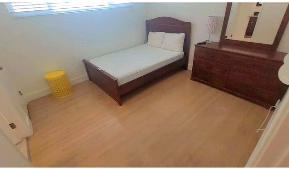 Bedroom 3 - 335 S California St