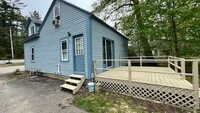 Building Photo - Recently Remodeled one bedroom with large ...