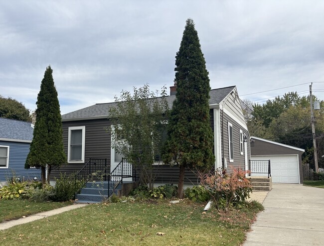 Primary Photo - 157 Judd St