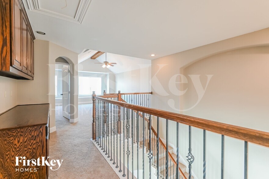 Building Photo - 1045 Dunhill Lane