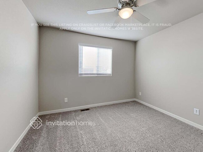 Building Photo - 10423 Kalama Dr