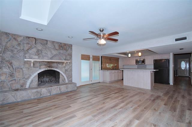 Building Photo - 3201 Christie Cir