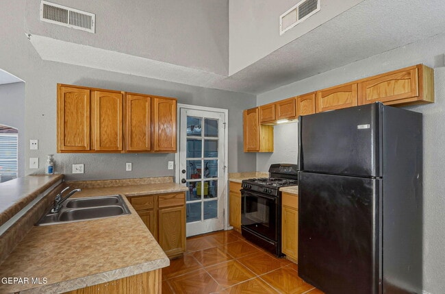 Building Photo - 3836 Tierra Roca Pl