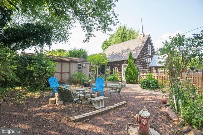 Building Photo - 808 Monroe Ave