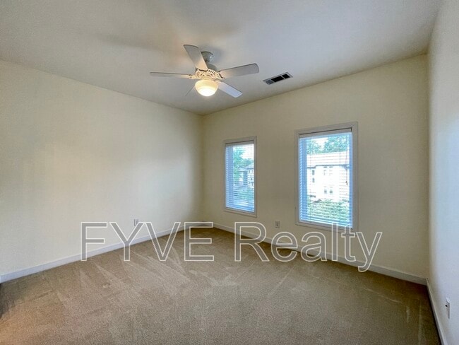 Building Photo - 320 Old Hickory Blvd