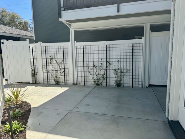 Building Photo - Brand New 1 Bedroom ADU in Downtown Fullerton