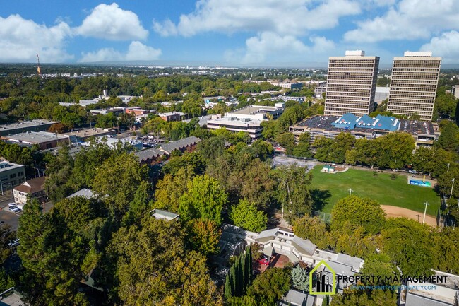 Building Photo - Remodeled Downtown Condo Rental