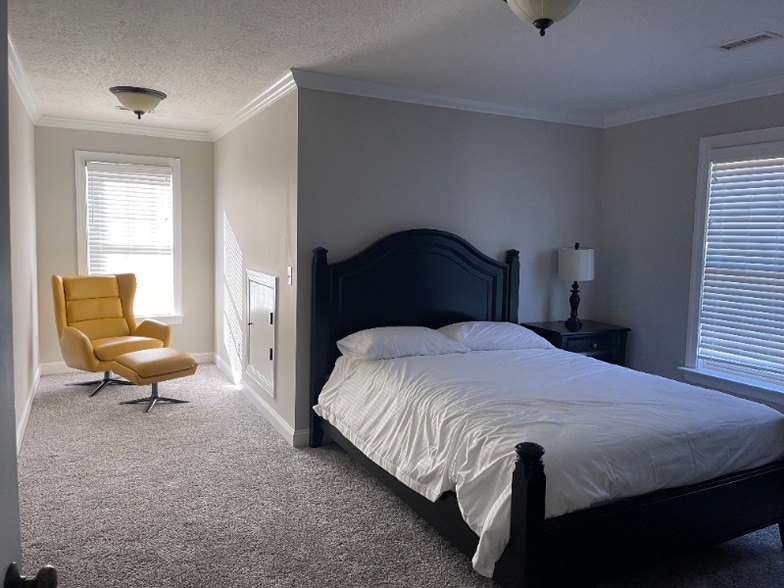 Building Photo - 2816 Steve Ikerd Dr NE