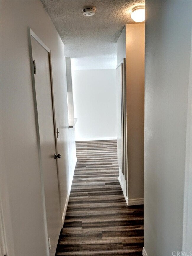 Building Photo - 34042 Alcazar Dr