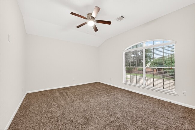 Building Photo - 22303 Naple Hollow Ln