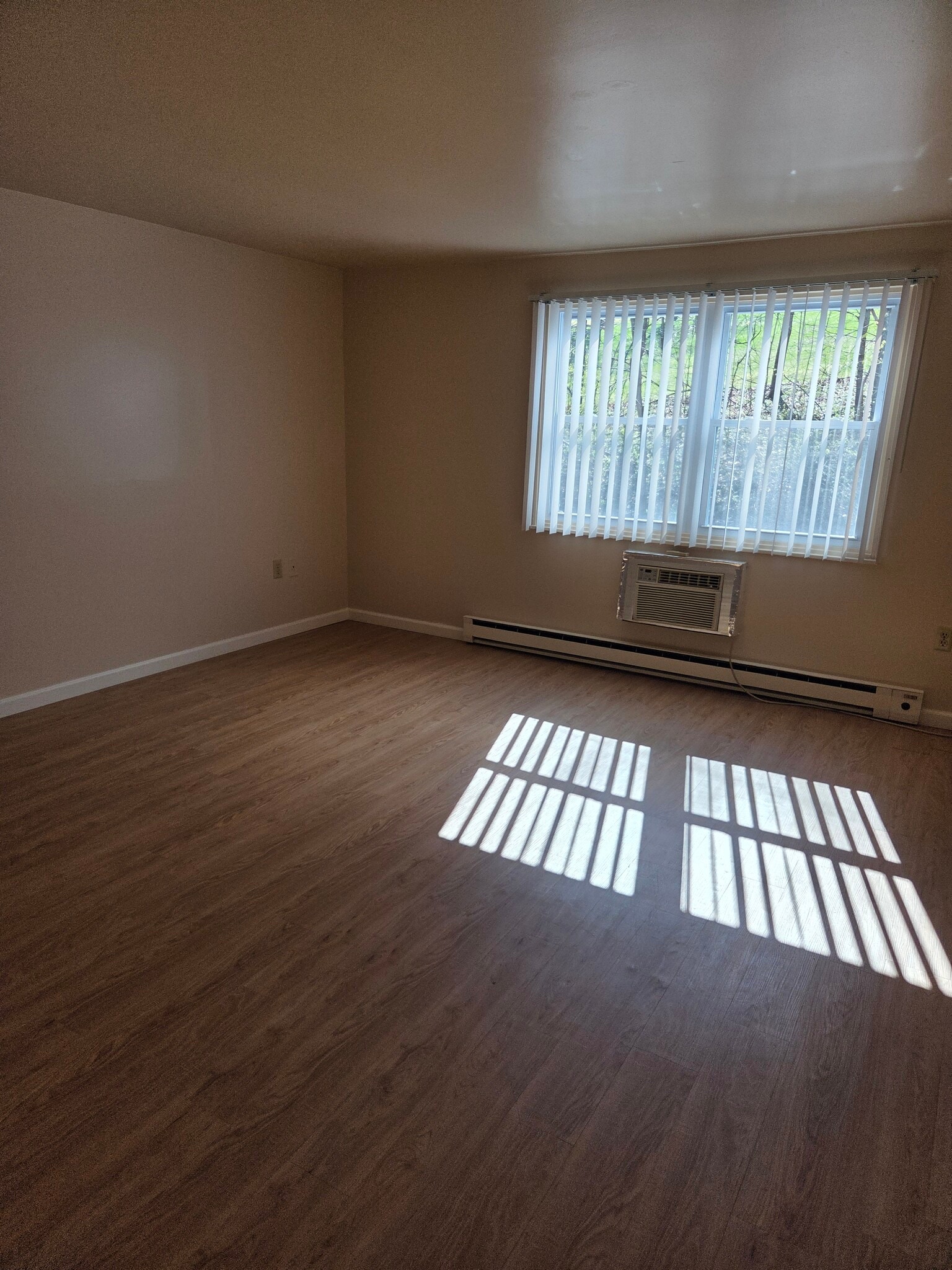 AC units included - 496 Mercer Rd