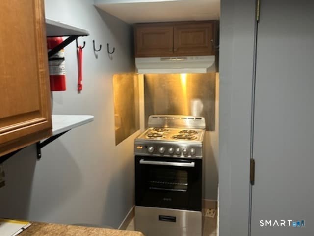 Building Photo - 2136 Barnum Ave