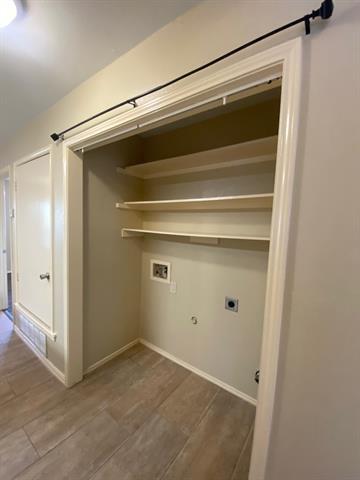 Building Photo - 521 Pine Trail Dr