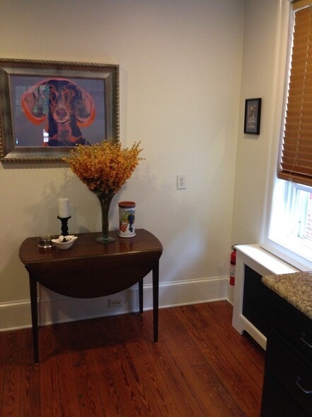 Breakfast Nook - 1907 Delaware Ave