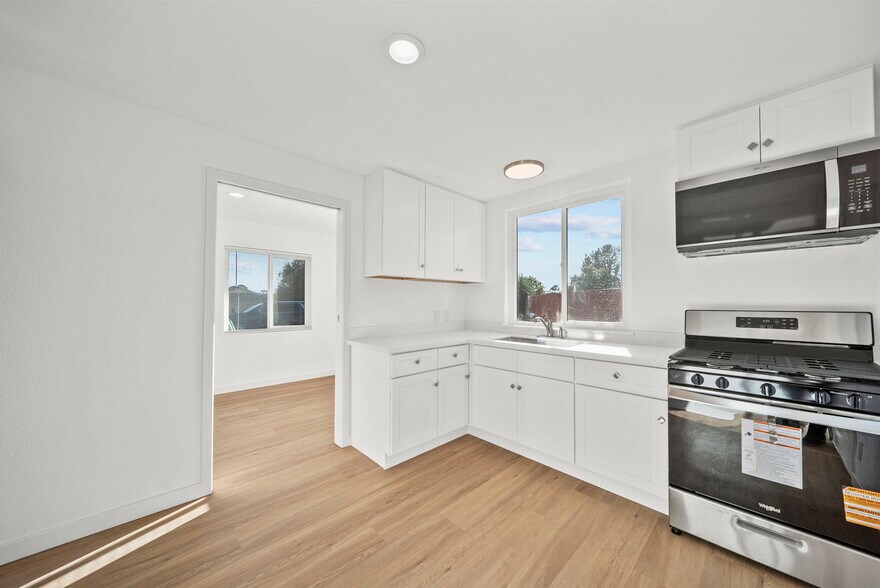 Building Photo - 8647 Corbin Ave