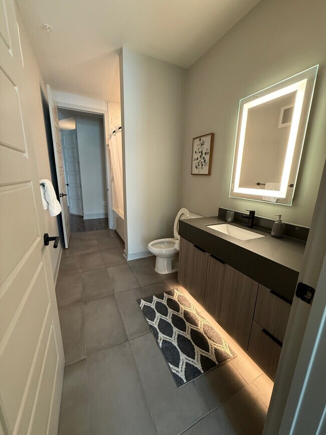 Building Photo - 3699 Lenox Rd NE