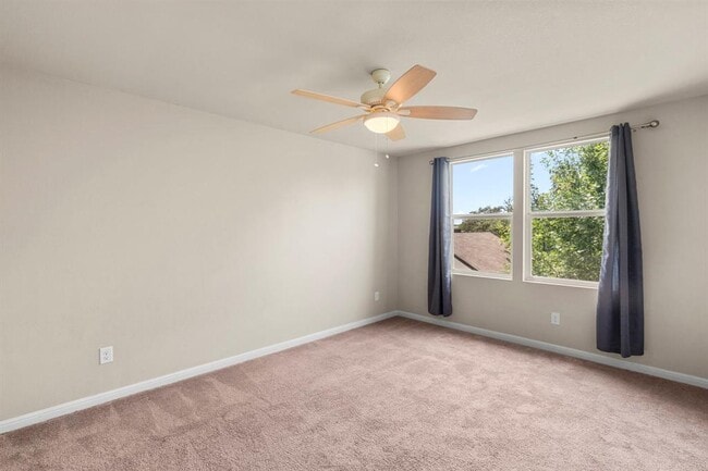 Building Photo - 423 Wetzel