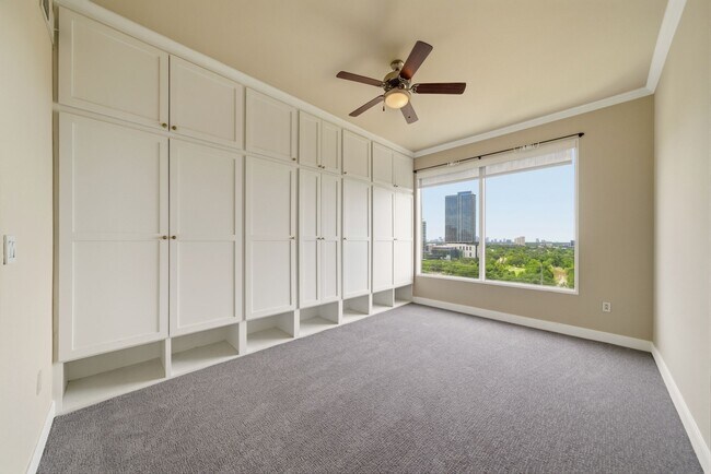 Building Photo - 3333 Allen Pkwy