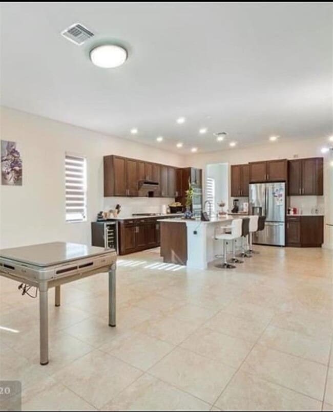 Building Photo - 11795 Waterway Cir