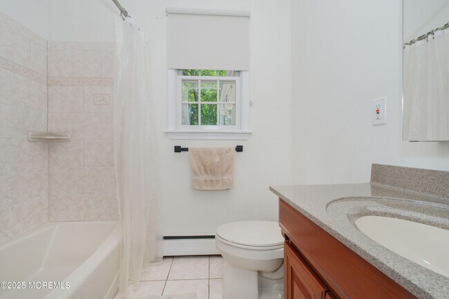 Building Photo - 209 Woodcrest Rd