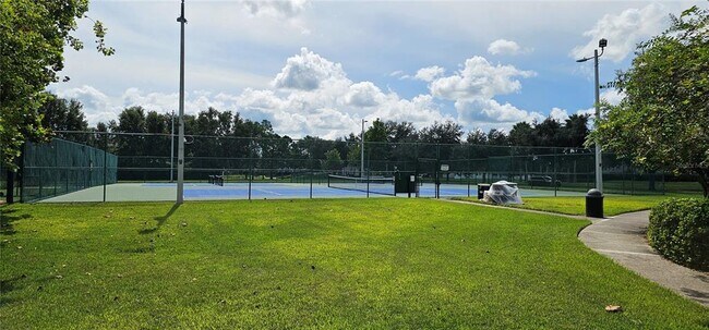 Building Photo - 12425 Fairlawn Dr