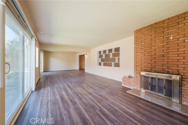 Building Photo - 1443 E Gladwick St