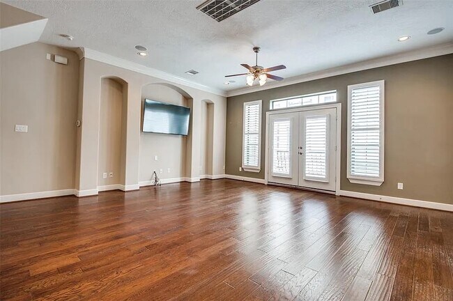 Building Photo - 1126 Hempstead Villa Ln