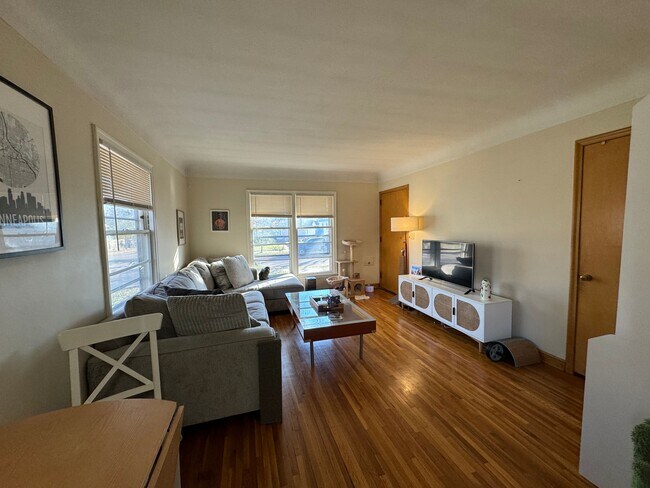 Living Room - 5500 Oliver Ave S