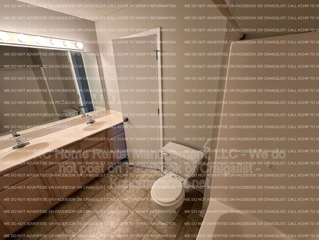 Building Photo - 8657 NE 97th St