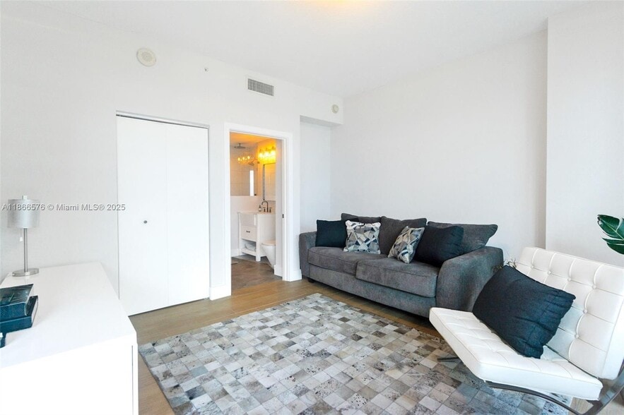 Building Photo - 60 SW 13th St