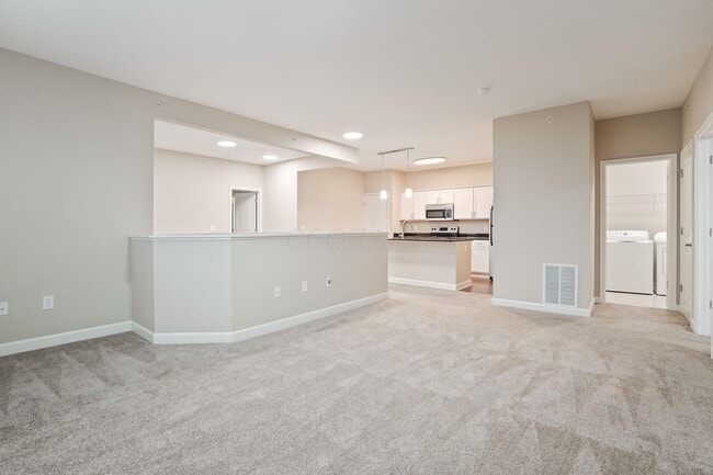 Building Photo - 5137 Foxtail Pine St